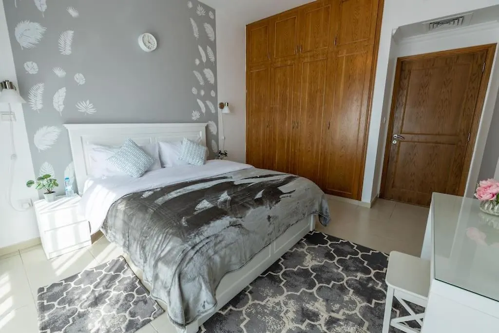 Supurb 2 Bed Apt Beach Front Abou Dabi Appartement
